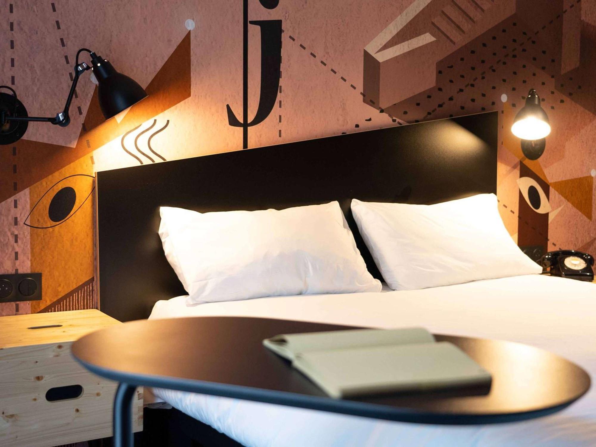 Ibis Styles Dreux Centre Gare Hotel Buitenkant foto