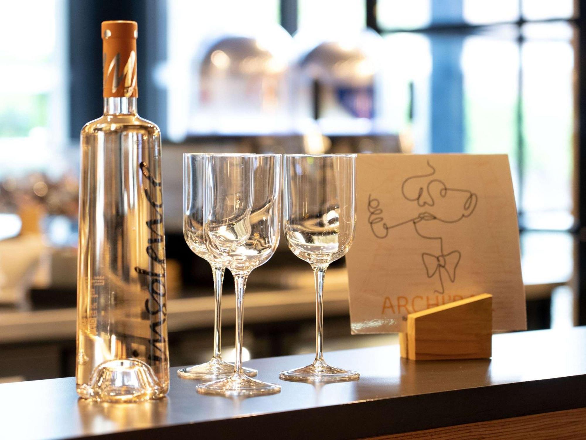 Ibis Styles Dreux Centre Gare Hotel Buitenkant foto