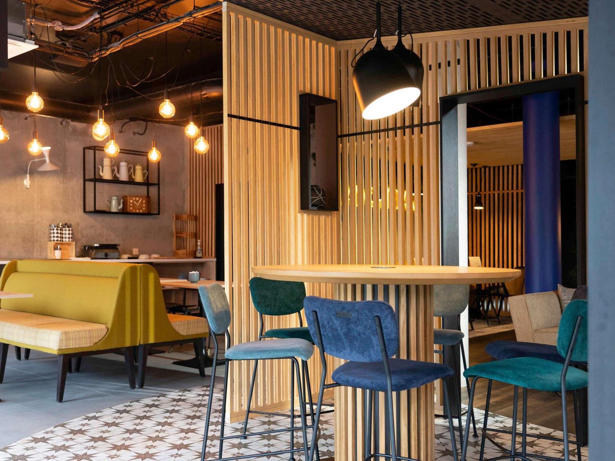 Ibis Styles Dreux Centre Gare Hotel Buitenkant foto